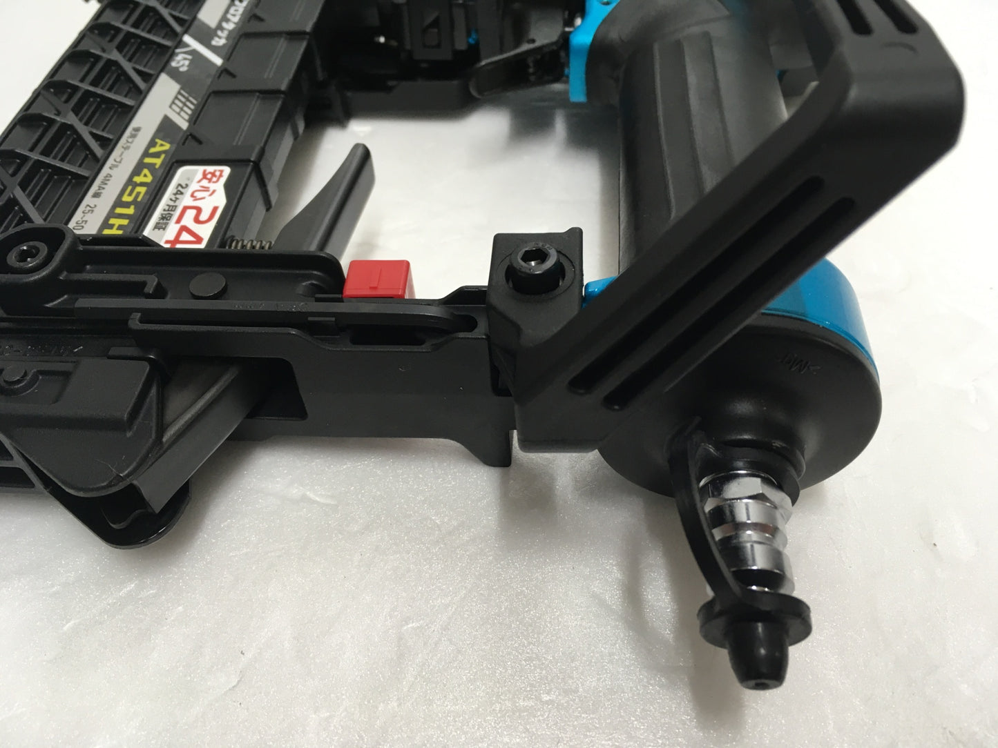 ※送料無料※ マキタ makita 高圧フロアタッカ AT451HM ブルー 未チェック ジャンク品 囗G
