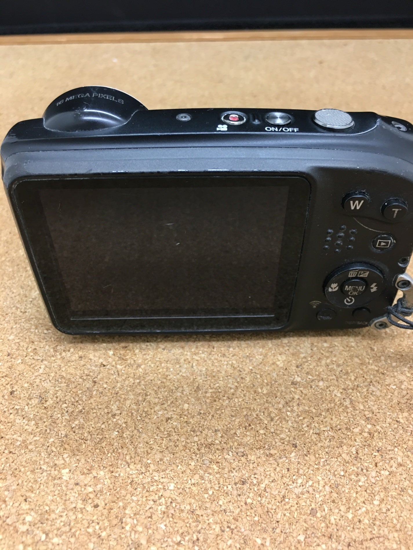 送料無料 FUJIFILM FinePix 防水対応デジタルカメラ XP120 囗K巛