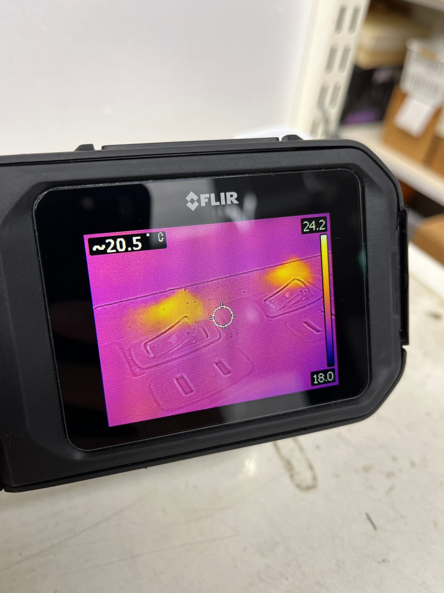 FLIR フリアー サーモグラフィカメラ FLIR-C7200