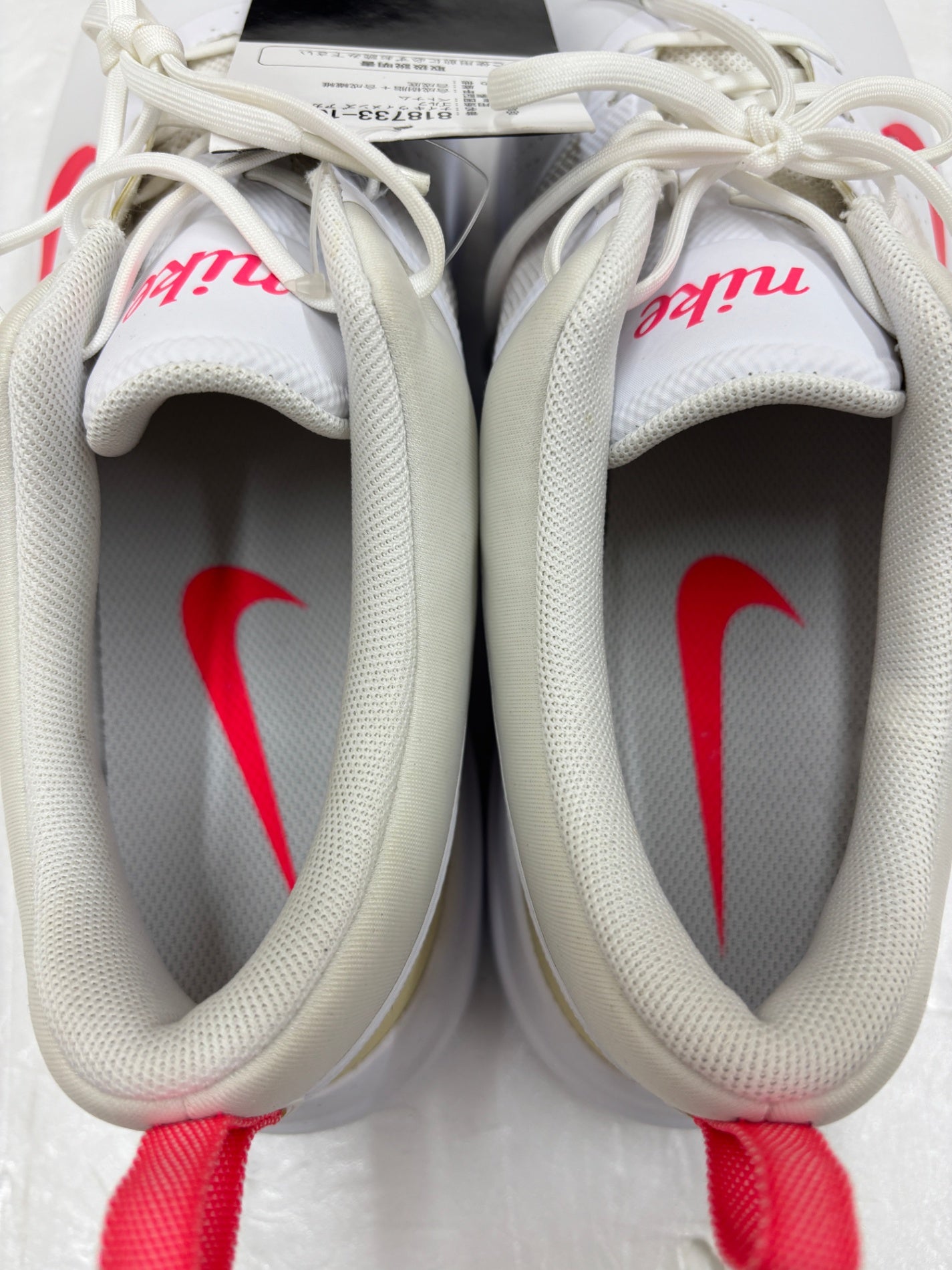 ※送料無料※ NIKE GOLF ナイキゴルフ 818733-103 アカマイ スパイクレス ゴルフシューズ レディース 25.5cm 長期保管 変色 未使用 囗G