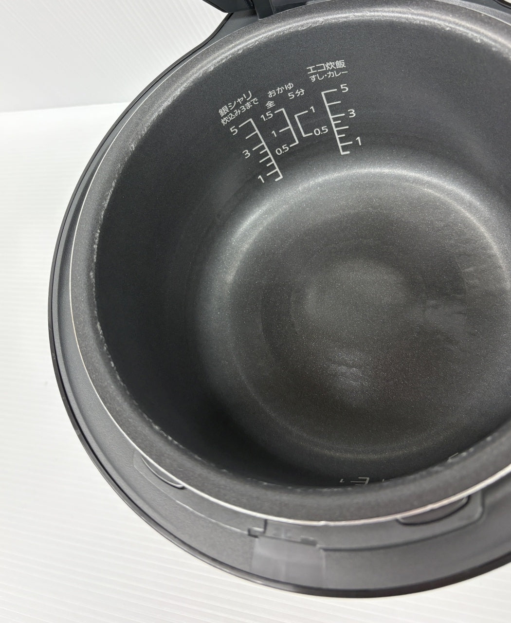 送料無料 パナソニック 5合圧力IHジャー炊飯器 SR-NA102囗T巛