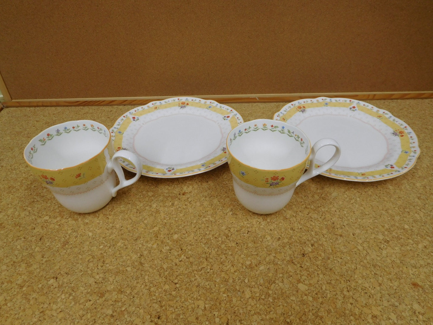 送料無料 Noritake(ノリタケ)ペアモーニングセット トゥルーラブ囗T巛