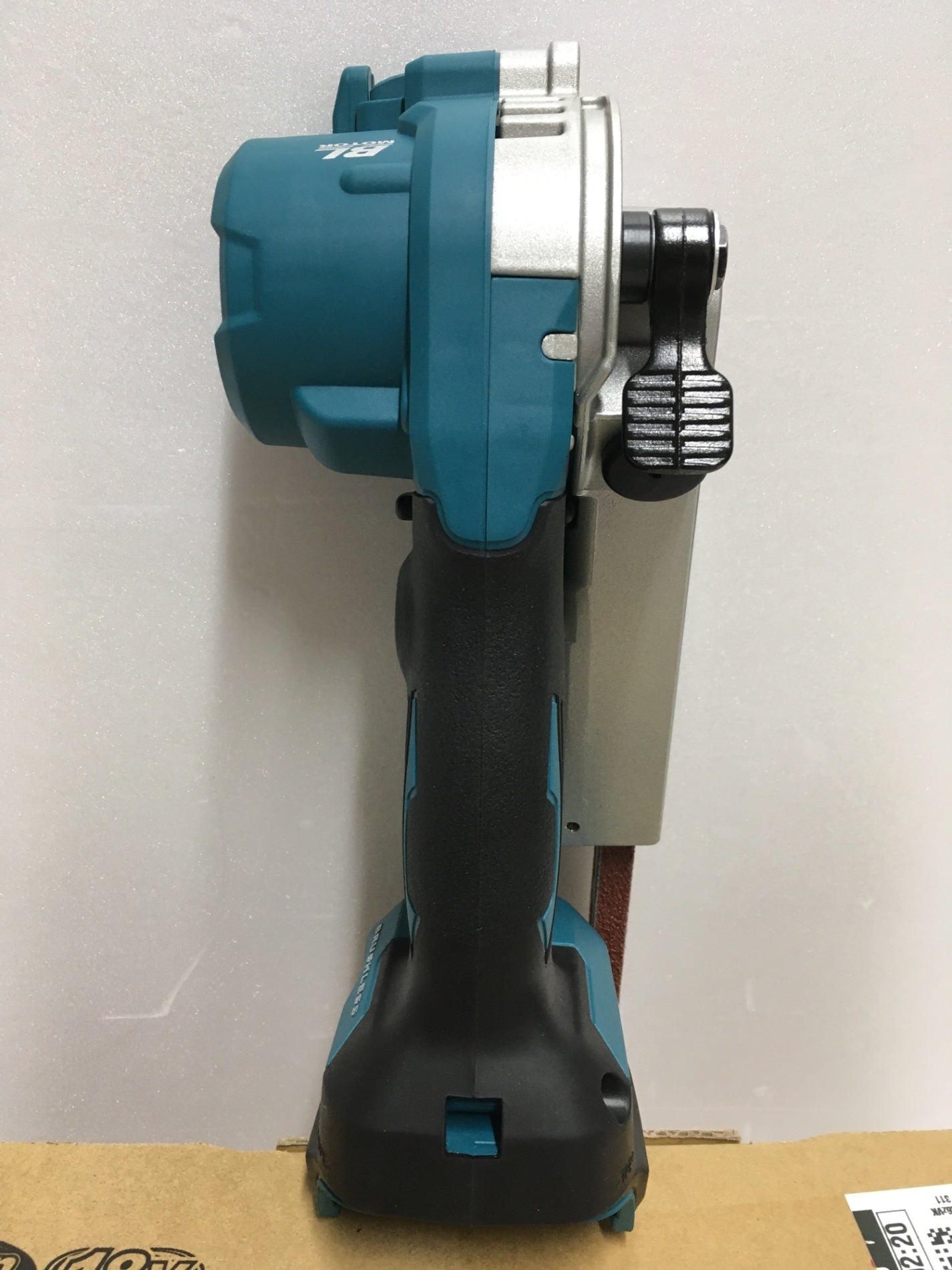 ※送料無料※ マキタ makita 9mm 充電式ベルトサンダ BS180DZ 未使用相当 美品 囗G
