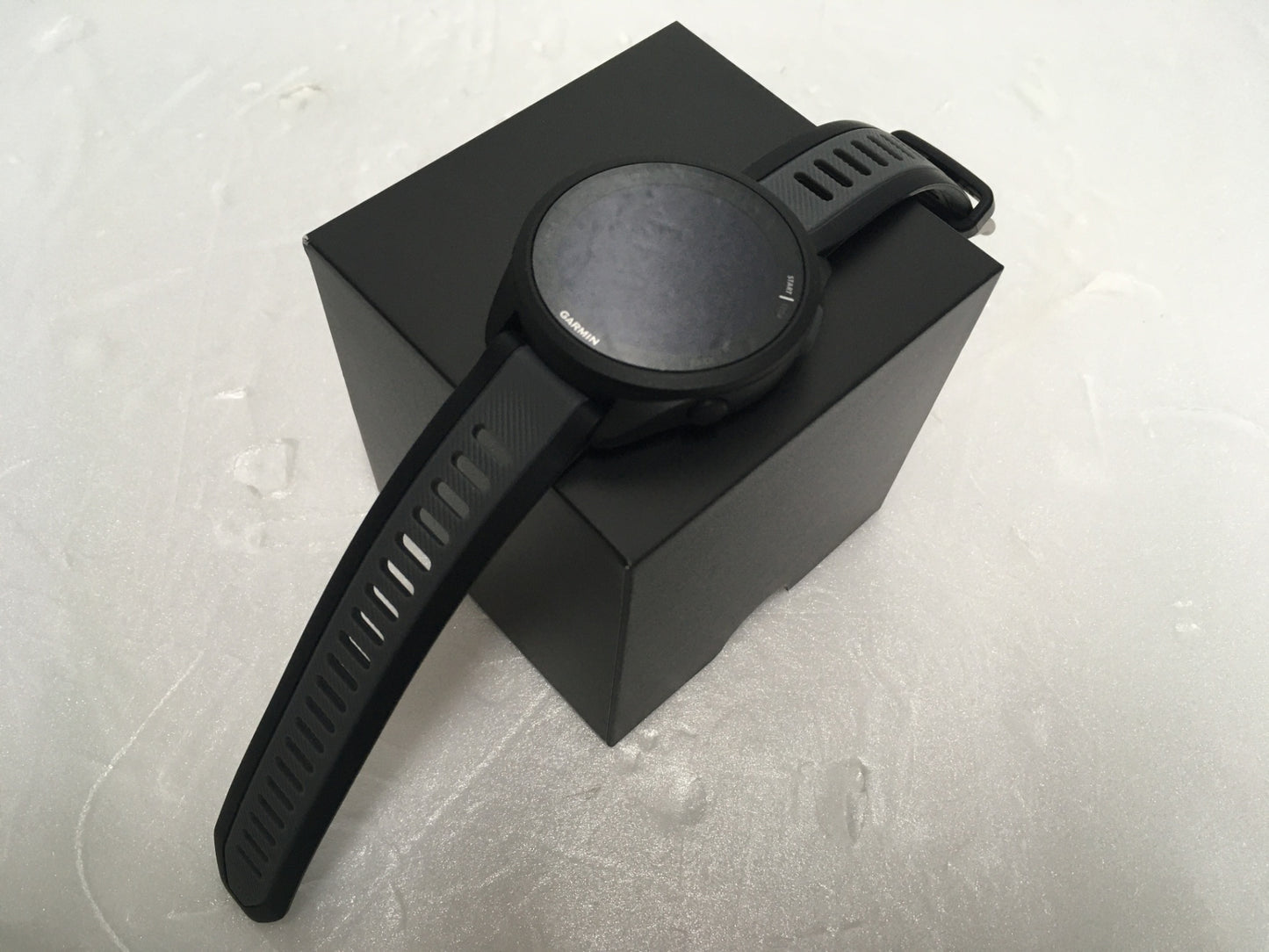 ※送料無料※ GARMIN ガーミン FORERUNNER 165 MUSIC GPSランニングウォッチ 中古 囗G