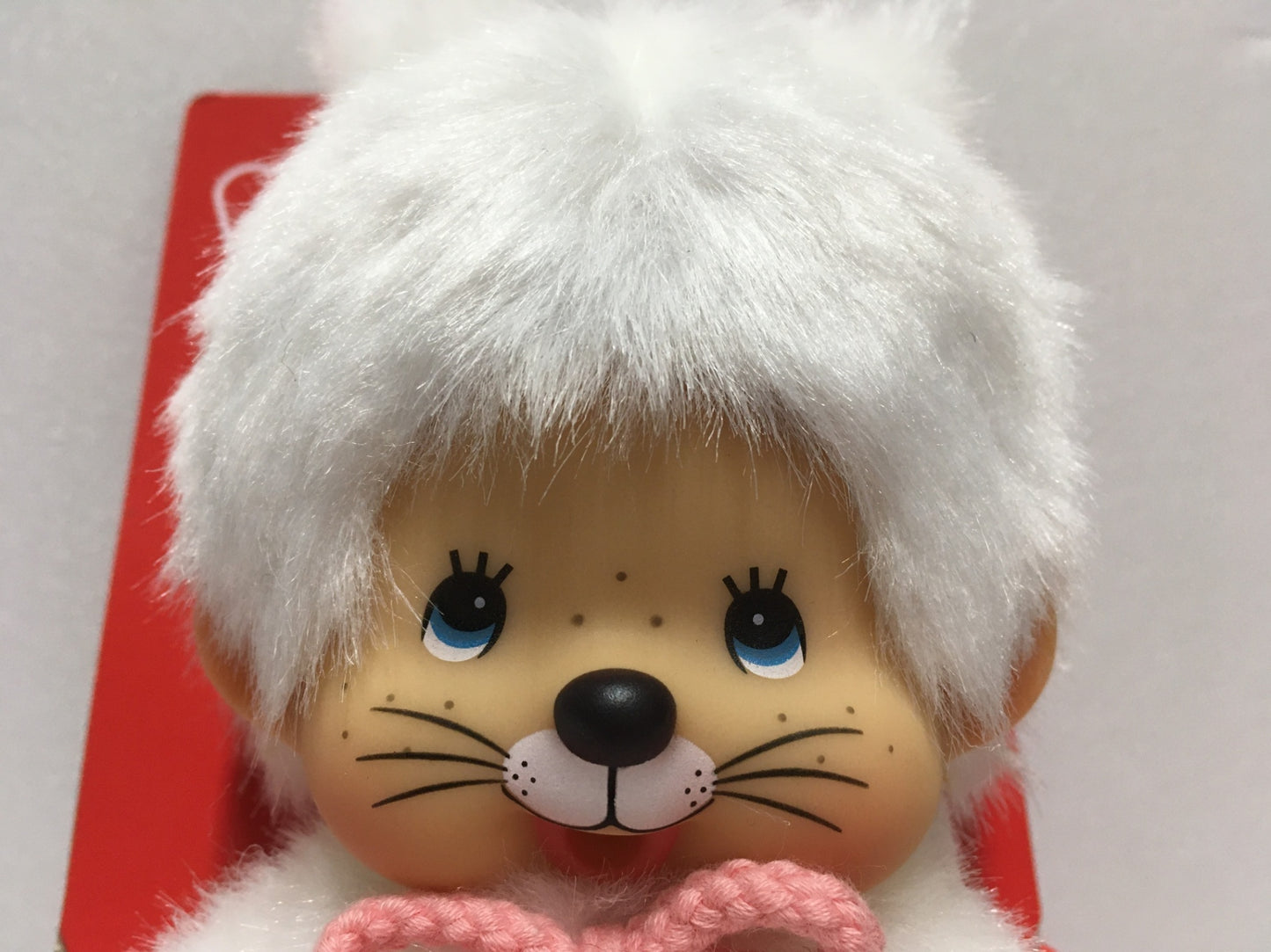 ※送料無料※ モンチッチ ホワイトキャット 白い猫 台座付き 海外限定品 長期保管 未使用相当 囗G