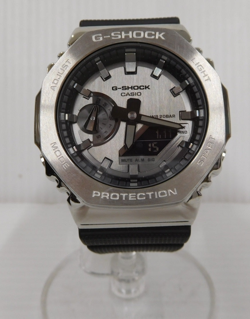 CASIO カシオ G-SHOCK GM-2100-1AJF  箱・説明書あり囗T巛
