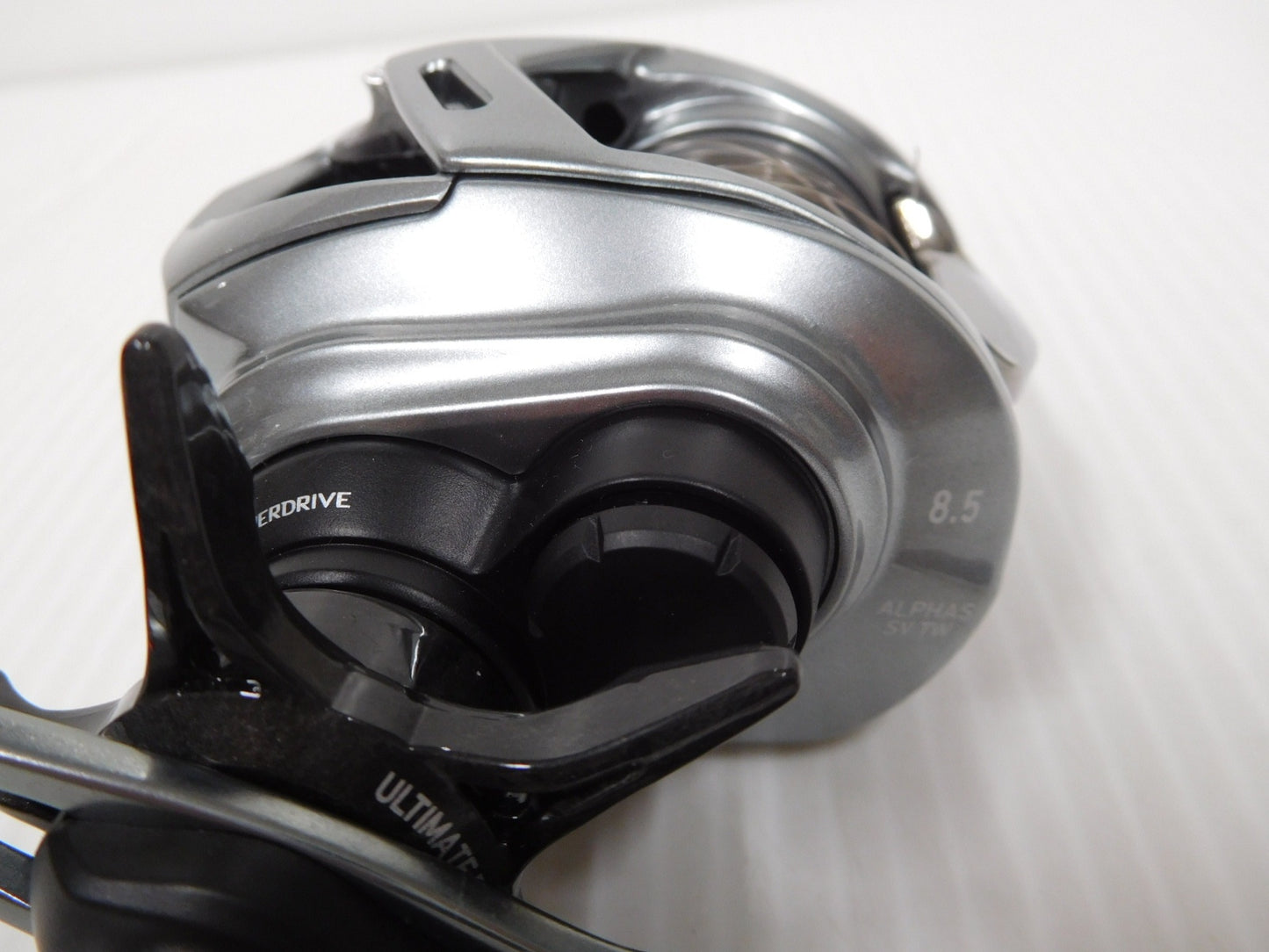 Daiwa ダイワ 21 ALPHAS SV TW 800S-XHL  ベイトリール バスリール 左巻き 中古囗T巛