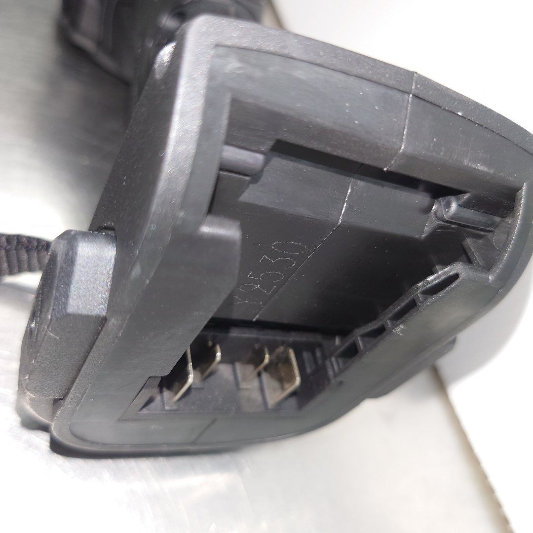 コメリ　ウーバマン　UBERMANN　18V充電式インパクトドライバー　UB18VIDⅡBFS　未使用品　囗T巛