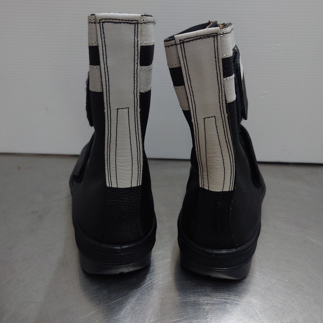 ミドリ安全　ゴアテックス　合成ゴム2層底安全靴　RT935　防水反射　未使用品　サイズ26.5　囗T巛