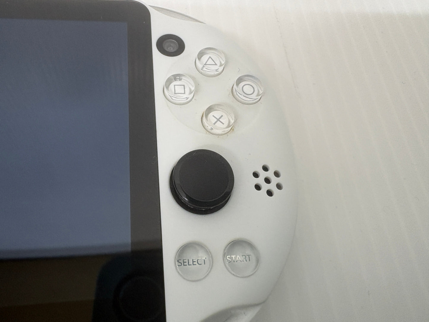 動作確認済 SONY PS Vita PCH-2000 ホワイト 本体 Minecraft 8GBメモリーカード ケース付き PSVITA