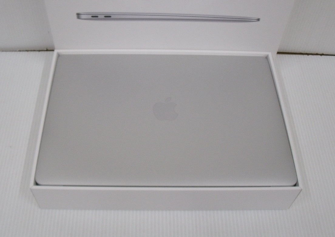 Apple MacBook Air Retinaディスプレイ 13.3 MGN93J/A シルバー Apple M1/SSD256GB/8GB囗T巛