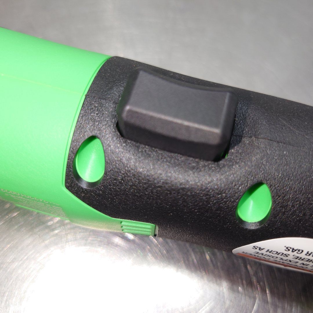 スナップオン　snap-on　(1/4)コードレスロングネックラチェット　並行輸入品　CTR817GDB GREEN　囗T巛