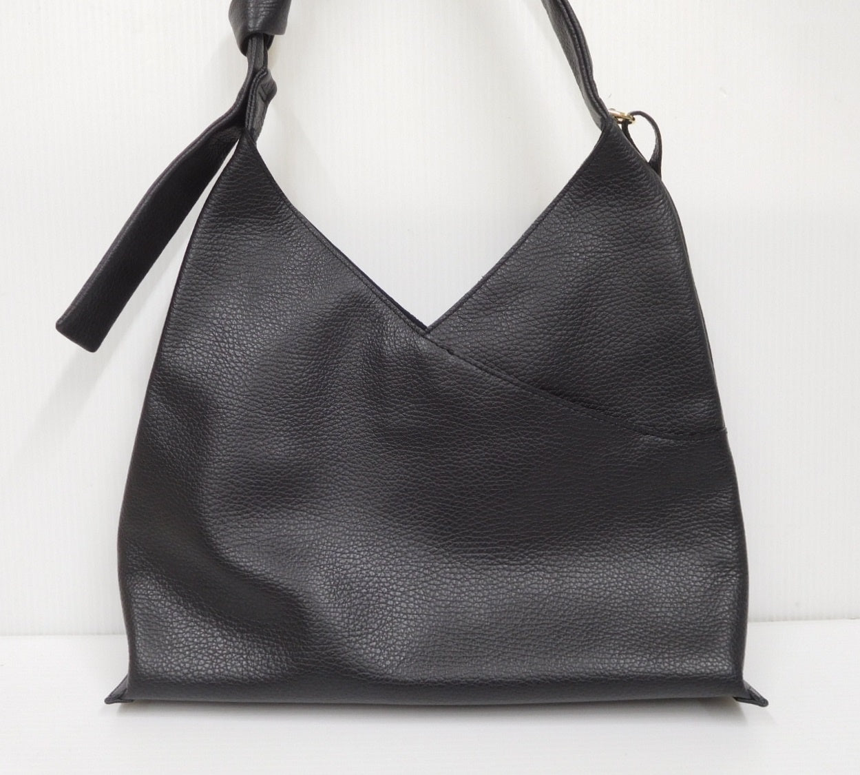 GINZA Kanematsu 銀座かねまつ ワンショルダーバッグ RM-23538  ブラック 黒 レザー レディース バッグ 中古囗T巛
