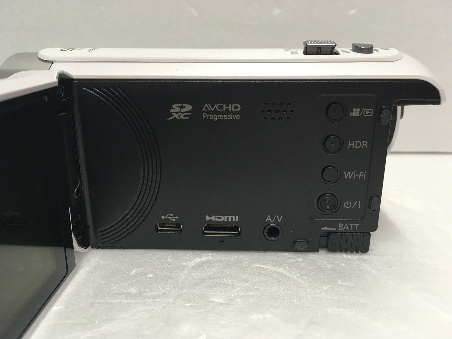 ※送料無料※ Panasonic デジタルハイビジョンカメラ HC-W585M 2017年製 中古 囗G