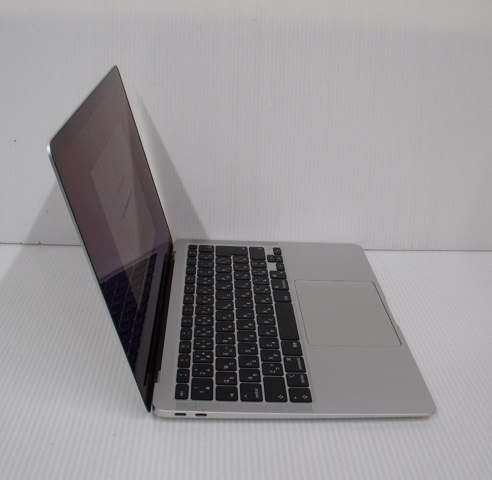 Apple MacBook Air Retinaディスプレイ 13.3 MGN93J/A シルバー Apple M1/SSD256GB/8GB囗T巛