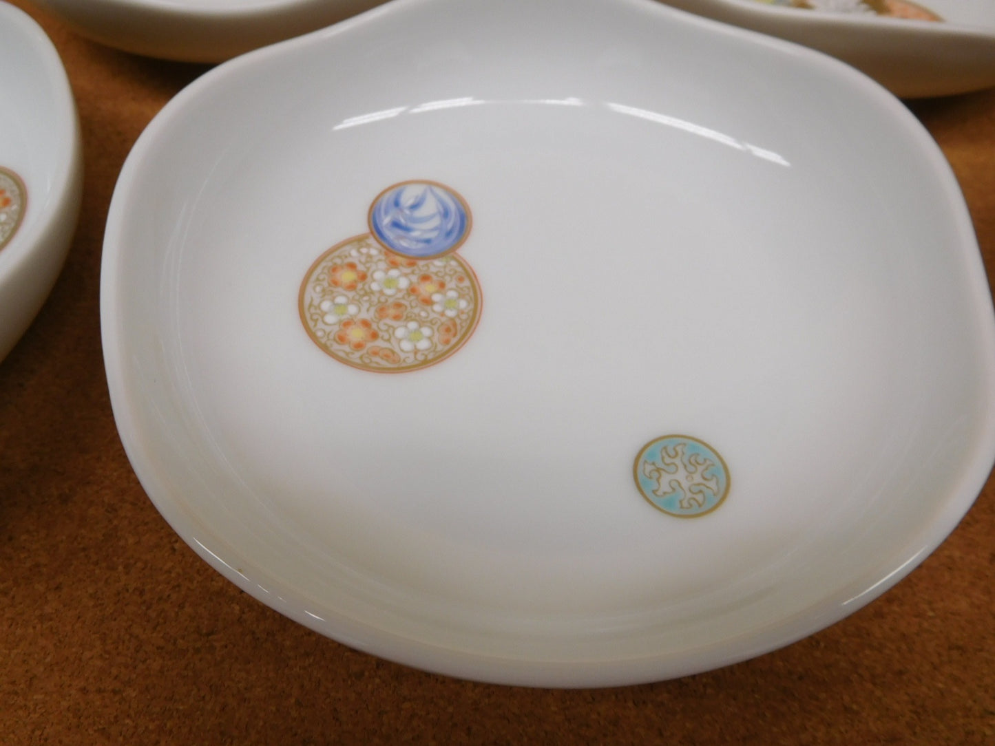 送料無料 深川製磁 寿赤絵 取皿揃囗T巛