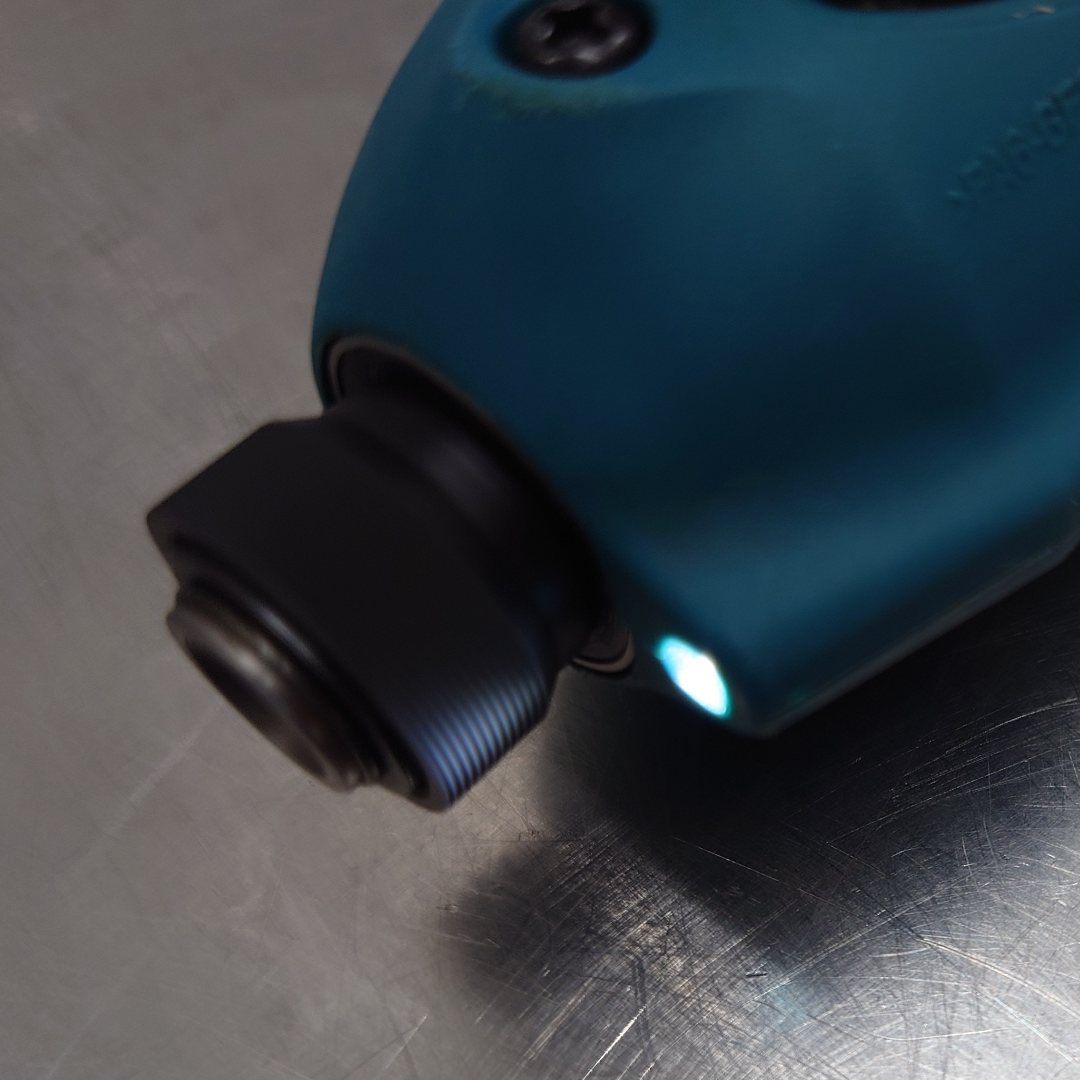 マキタ　Makita　充電式ペンインパクトドライバ　TD021DS　囗T巛