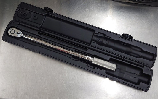 ＫＴＣ　12.7sqプレセット型トルクレンチ　CMPC2004　中古美品　囗T巛