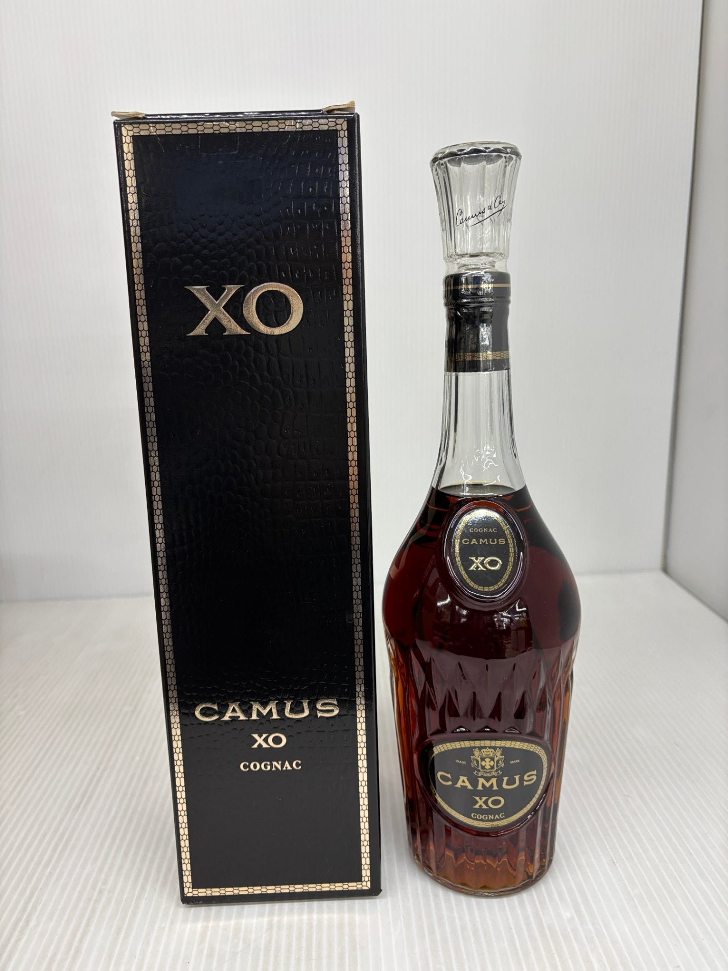 CAMUS XO COGNAC カミュ コニャック ロングネック 700ml