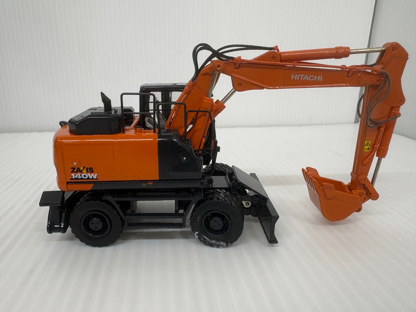 HITACHI ZX140W-6 ZAXIS140W 1/50 日立建機 ホイール式油圧ショベル ダイキャストモデル 箱付 建機ミニカー