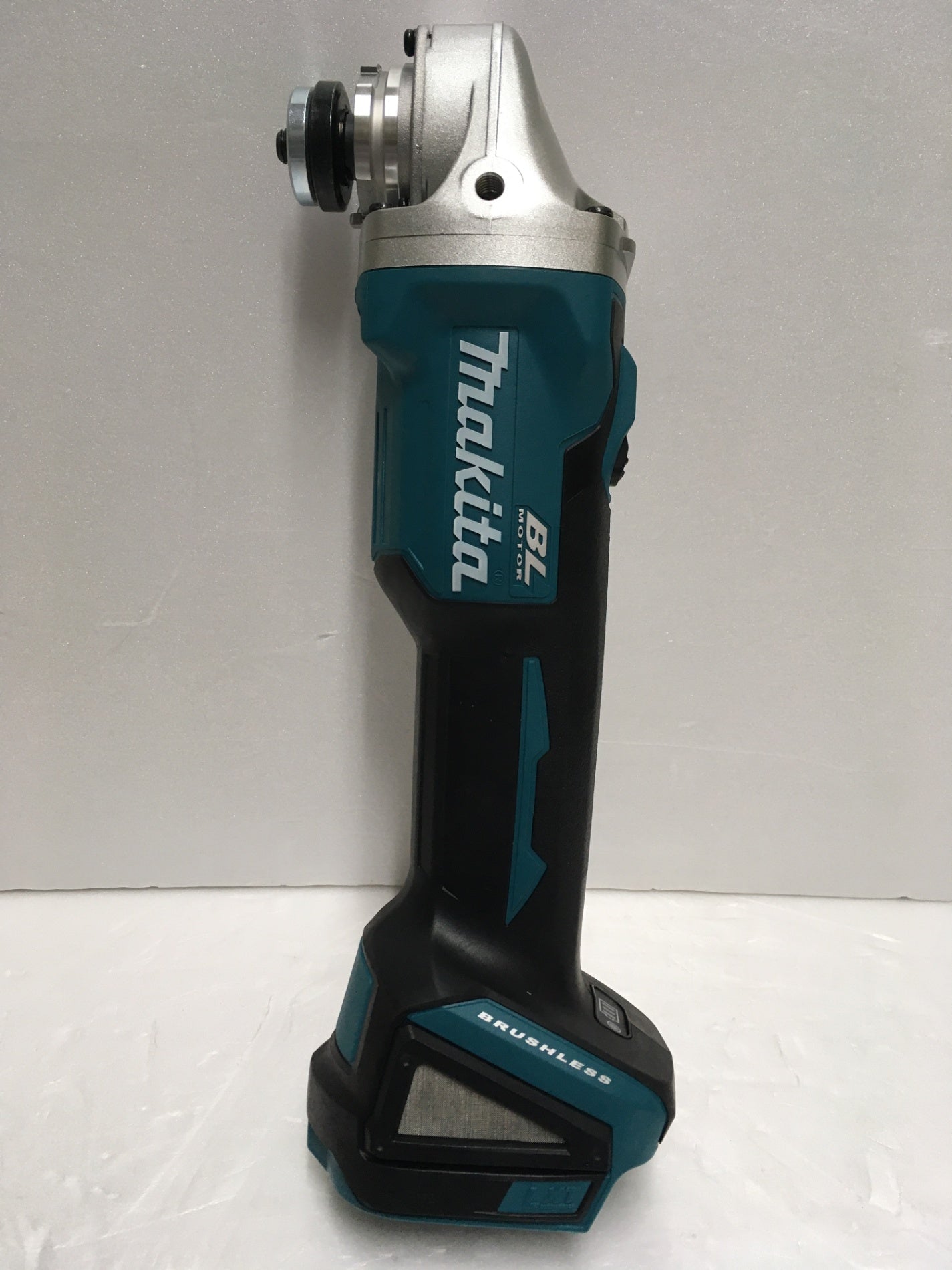 ※送料無料※ マキタ makita 100mm 充電式ディスクグラインダ GA404DZN 未使用相当 美品 囗G