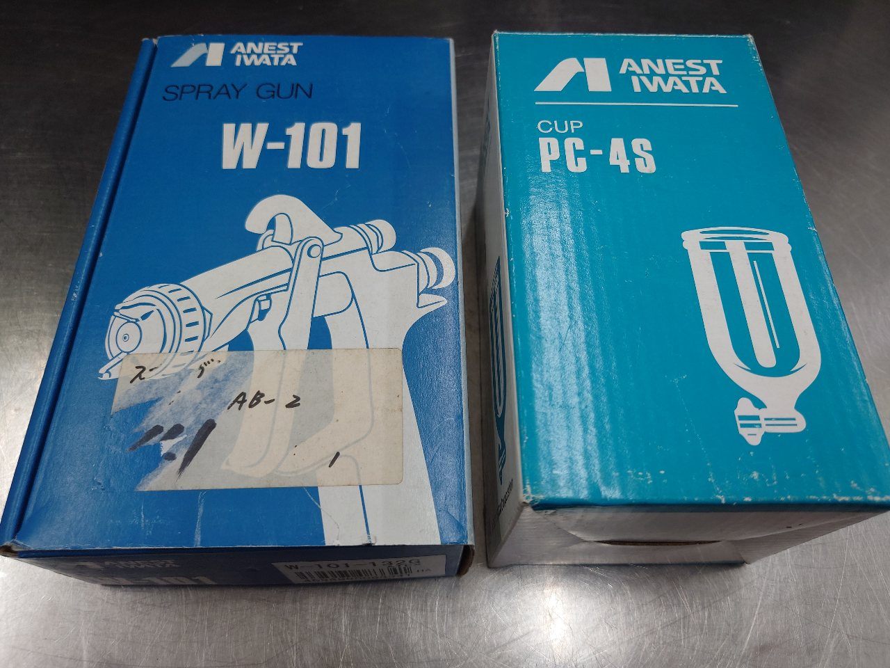 アネスト岩田　スプレーガン・カップセット　W-101-132G ＆ PC-4S　囗T巛