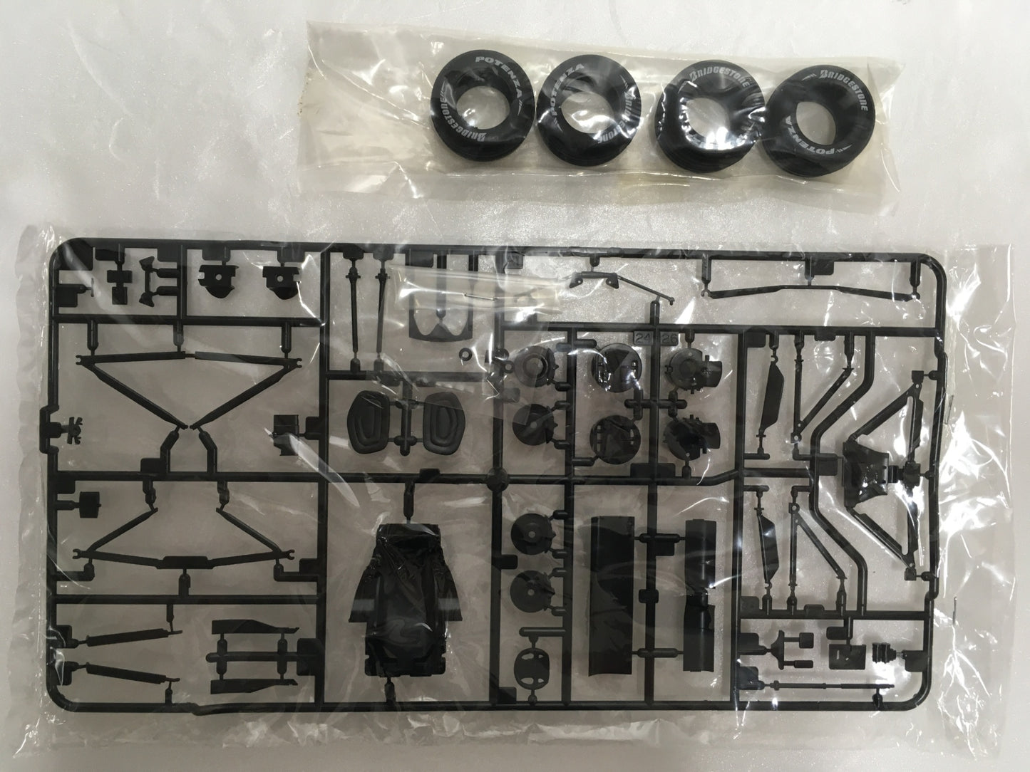 ※送料無料※ TAMIYA 1/20 GPコレクション NO.54 フルビュー フェラーリ F2001 フルディスプレイモデル 未組立 囗G
