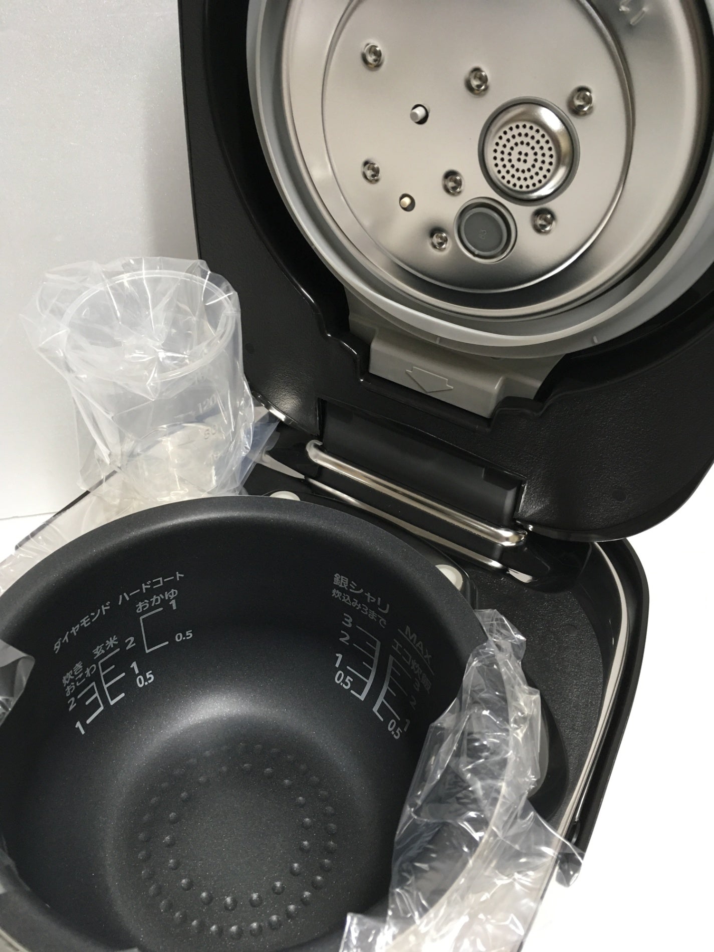 ※送料無料※ Panasonic 可変圧力IHジャー炊飯器 Wおどり炊き SR-JW058-KK シャインブラック 3合炊き 2018年製 未使用 囗G