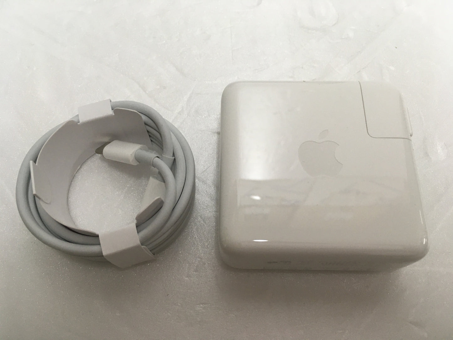 ※送料無料※ Apple MacBook Pro A2338 256GB 13インチ シルバーグレー 中古 囗G