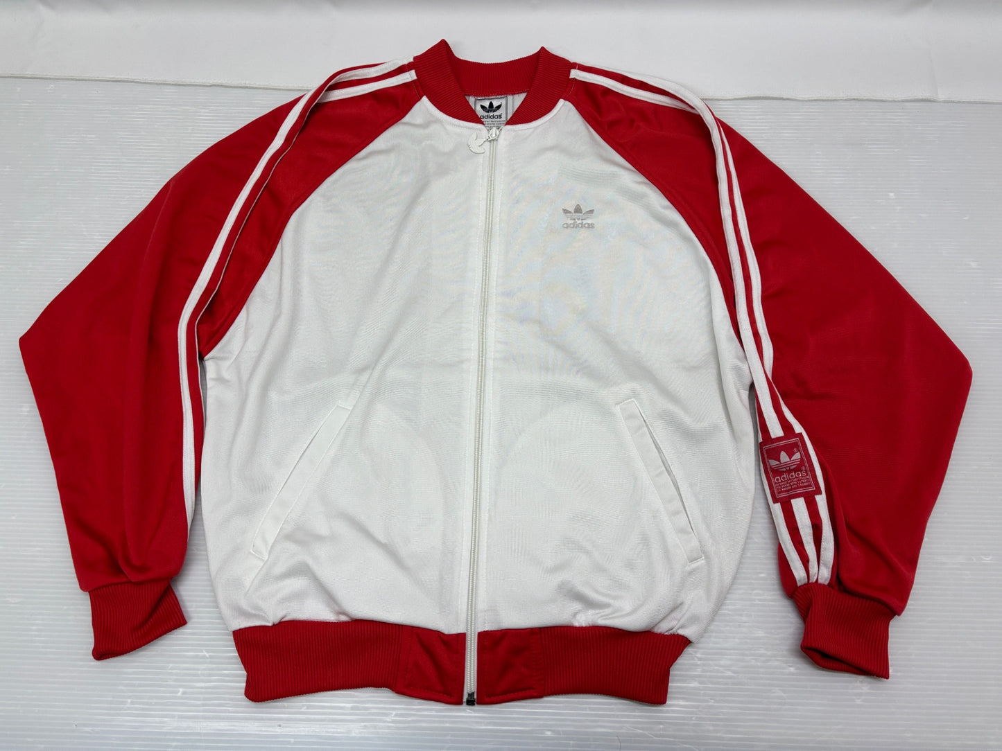アディダス トラックジャケット ジャージ サイズS　adidas