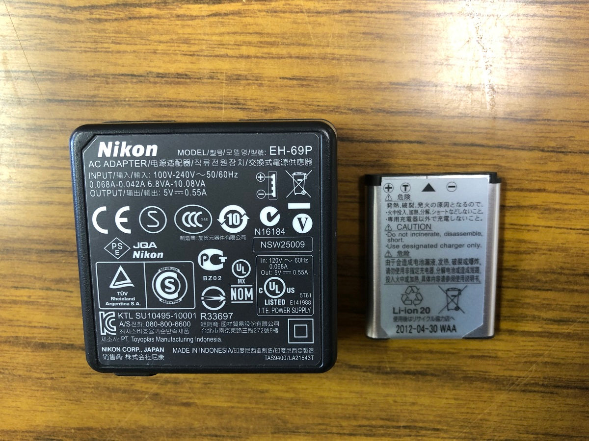 送料無料 Nikon ニコン COOLPIX S3300 デジタルカメラ 囗K巛