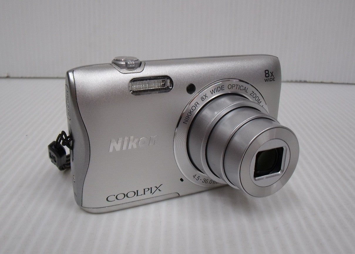 ニコン 2005万画素コンパクトデジカメ COOLPIX S3700 2015年モデル囗T巛